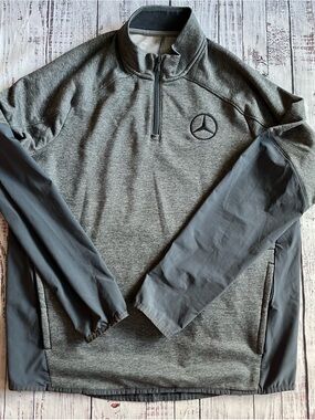 Under Armour Mercedes Qualifier Hybrid Corporate 1/4 Zip Pullover Gray Size L